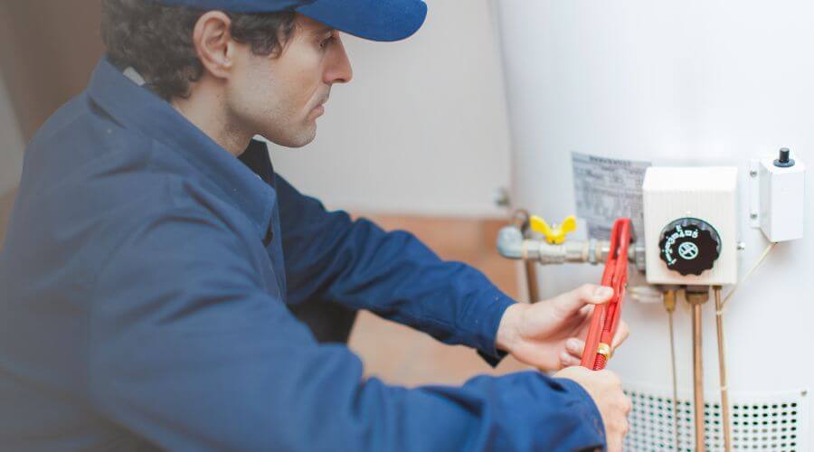 Professional industrial roofing company in Hettinger, ND